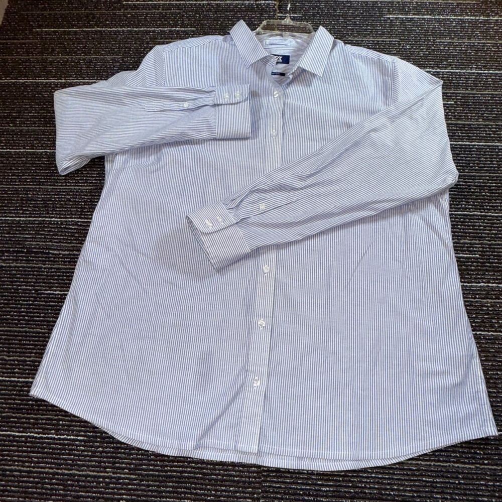 Cutter & Buck Button Down Women XXL Blue Pinstripe Easy Care Long Sleeve